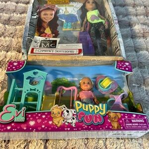 Dolls Project MC Camryn's
Skateboard & Evi Love Puppy Fun
